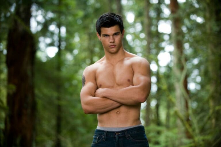 Why Did Taylor Lautner Lose The Abs After Twilight?
